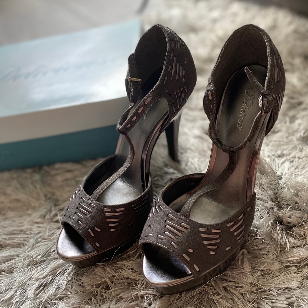Black heels